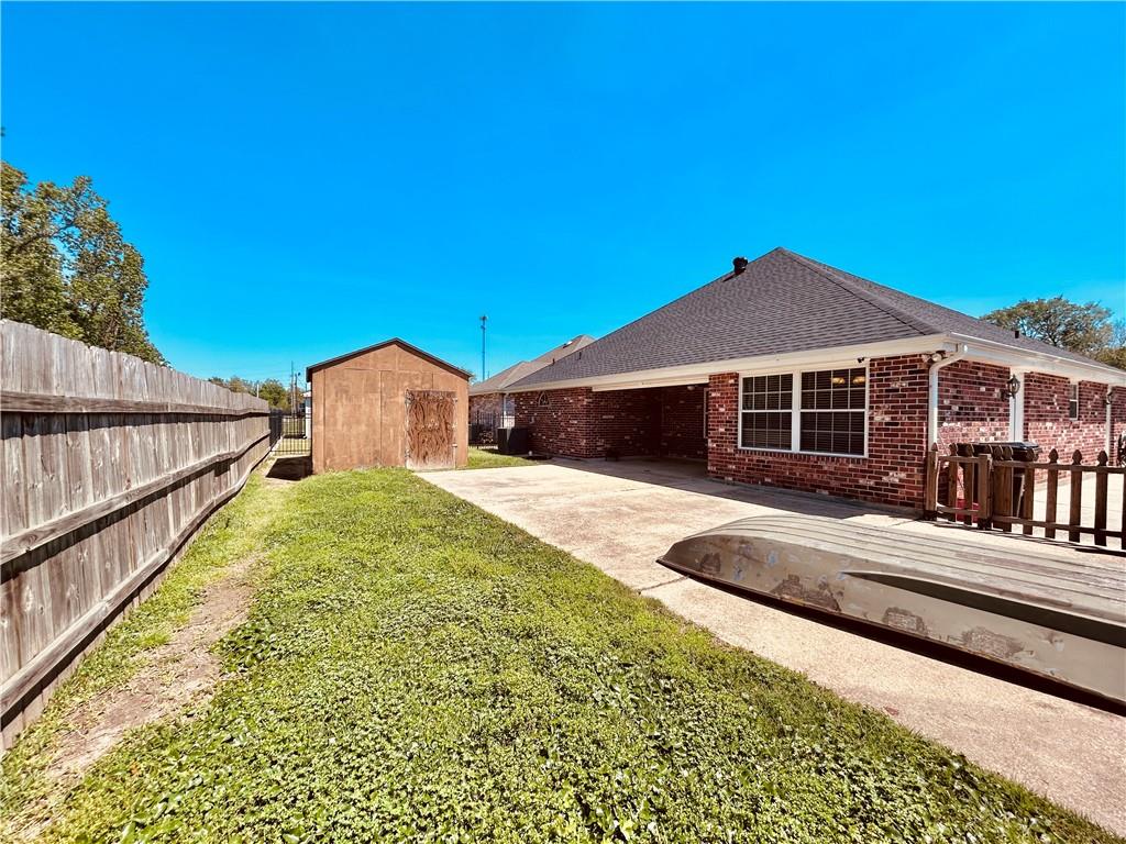 2908 SOUTH LAKE Boulevard