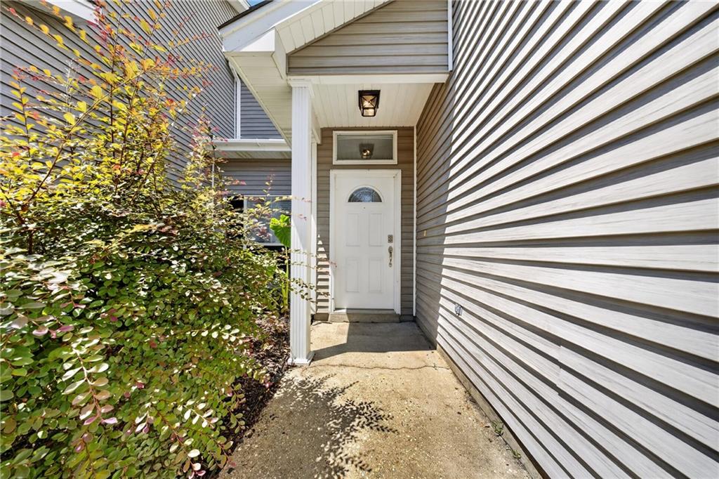 1612 MARINA Drive