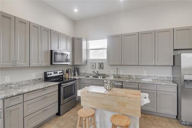 New Orleans, Louisiana 70115, United States, 7 Bedrooms Bedrooms, ,6 BathroomsBathrooms,Residential,Active,8292