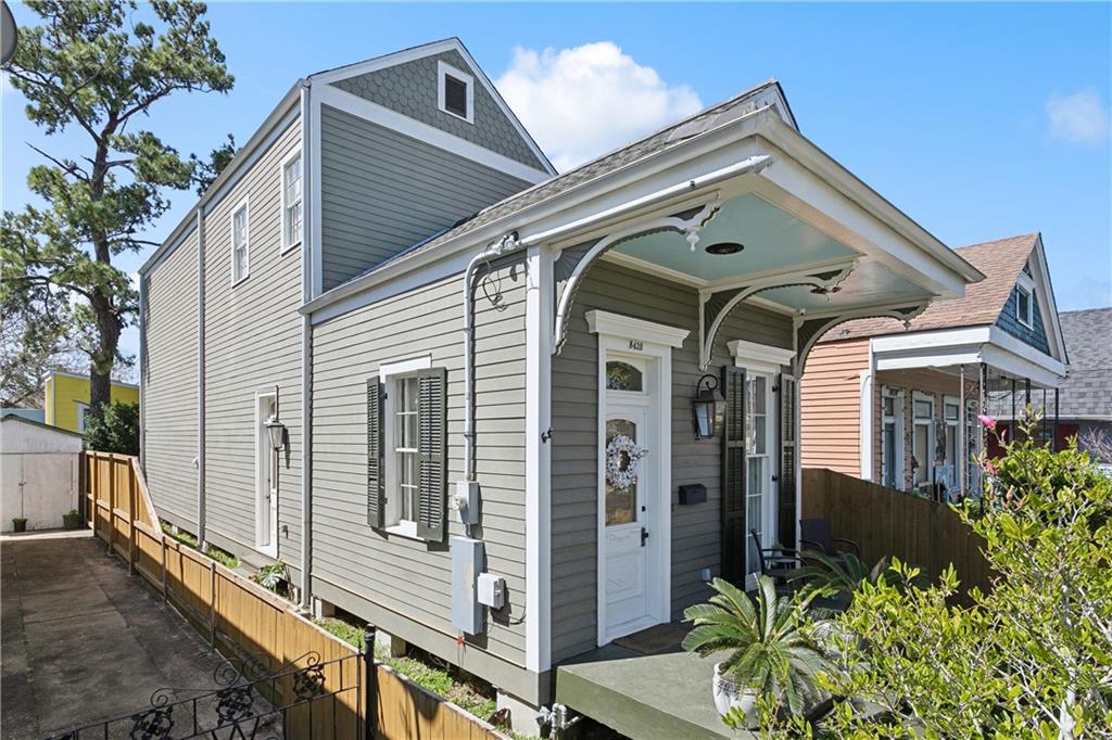 New Orleans, Louisiana 70118, United States, 3 Bedrooms Bedrooms, ,3 BathroomsBathrooms,Residential,Active,86244