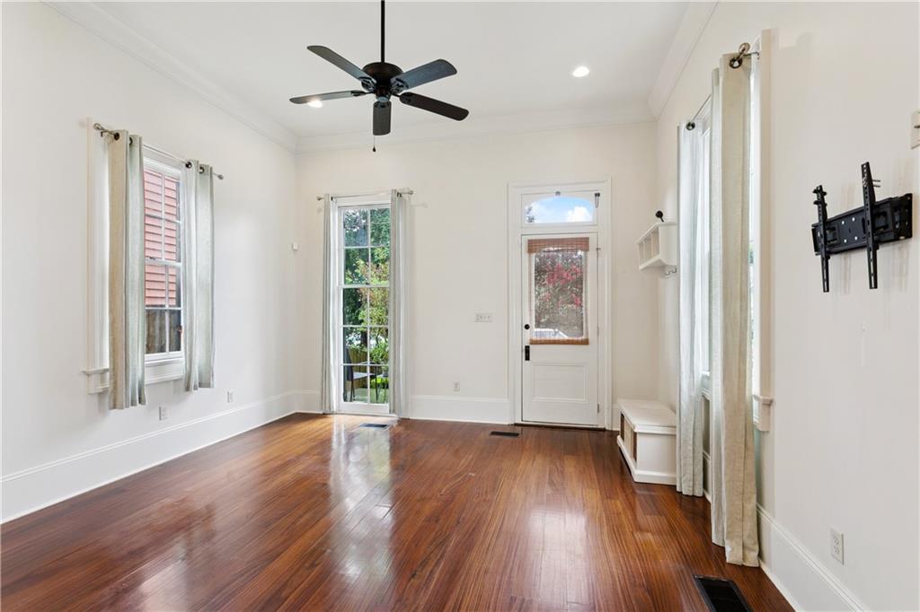 New Orleans, Louisiana 70118, United States, 3 Bedrooms Bedrooms, ,3 BathroomsBathrooms,Residential,Active,86244