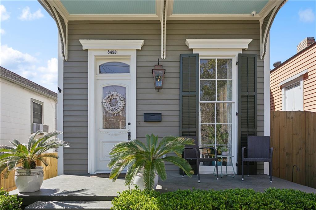 New Orleans, Louisiana 70118, United States, 3 Bedrooms Bedrooms, ,3 BathroomsBathrooms,Residential,Active,86244