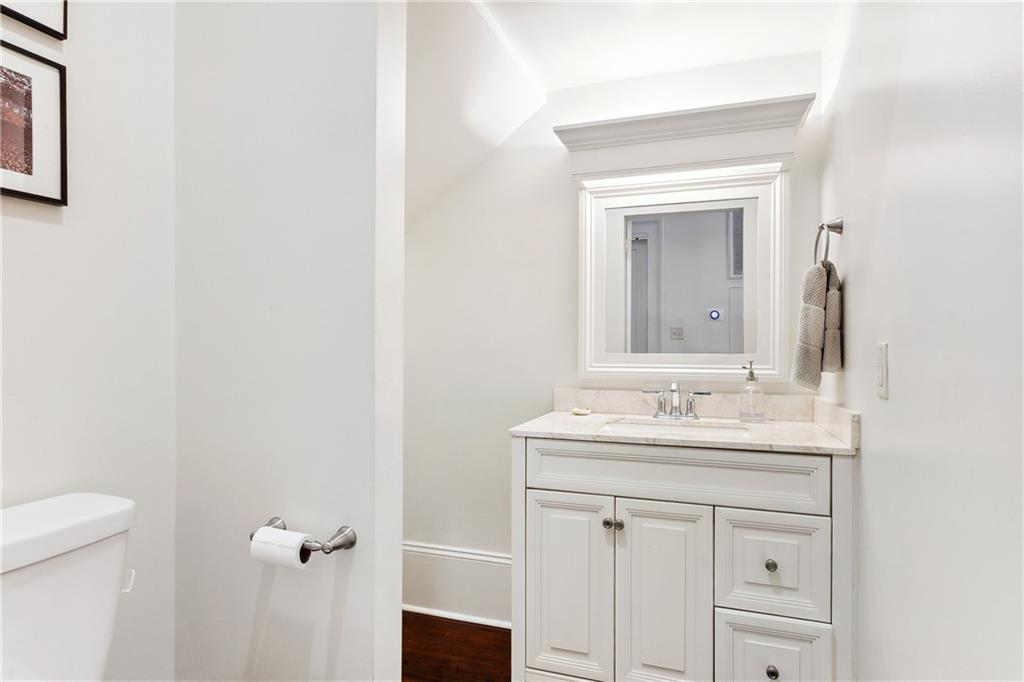 New Orleans, Louisiana 70118, United States, 3 Bedrooms Bedrooms, ,3 BathroomsBathrooms,Residential,Active,86244
