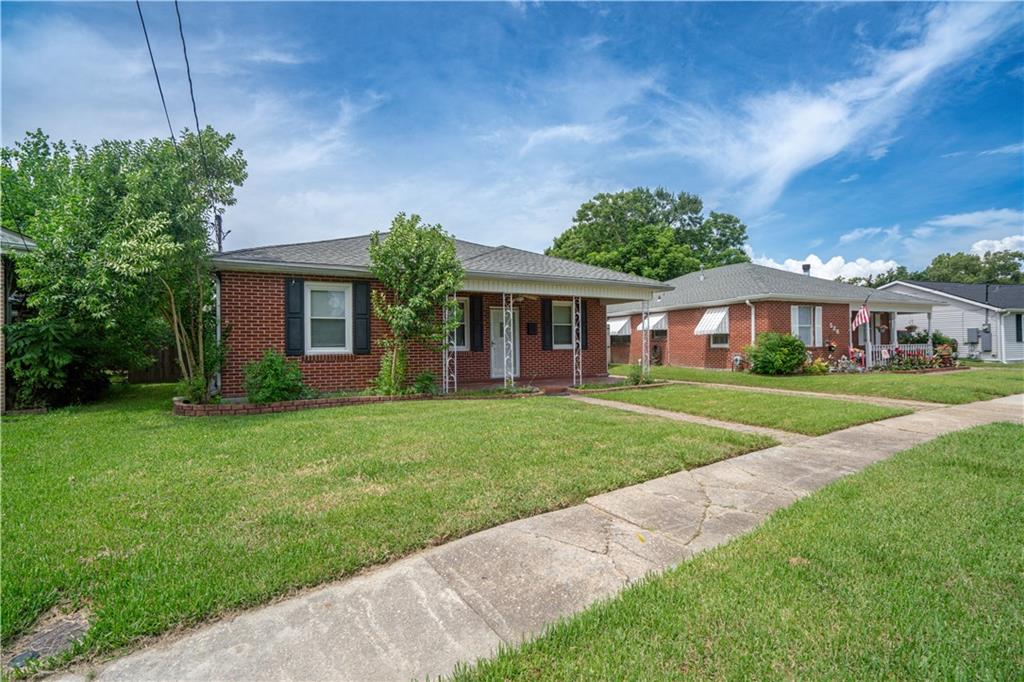 526 HONORE Drive