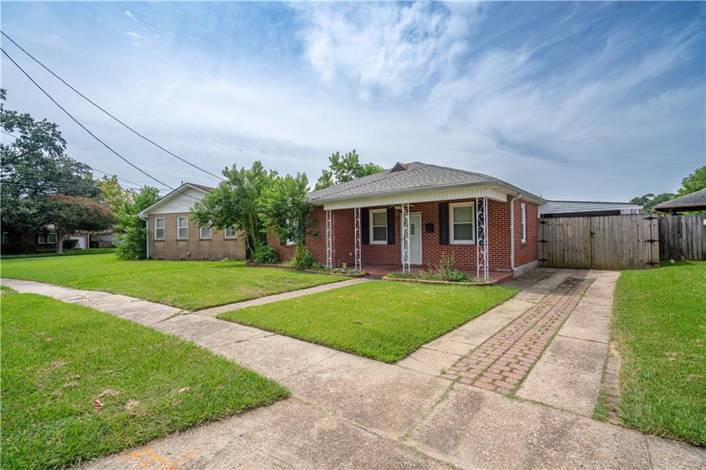 526 HONORE Drive
