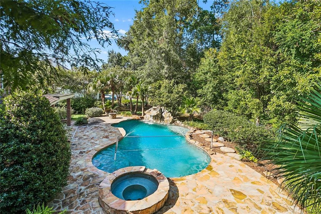 313 PENCARROW Circle
