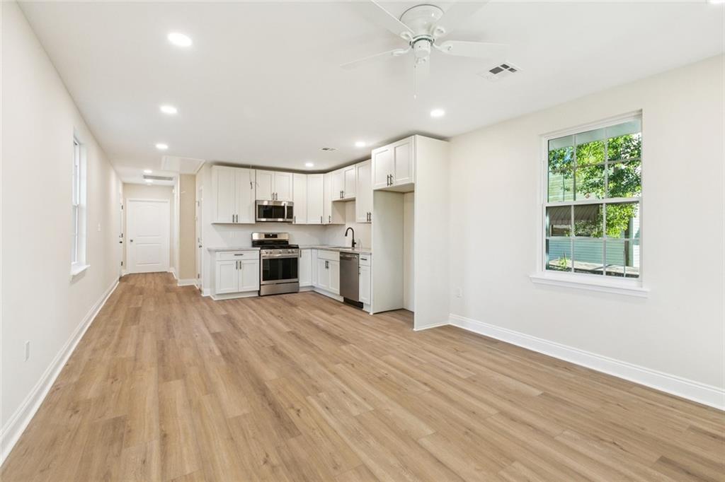 2708 SAM LENOX Street