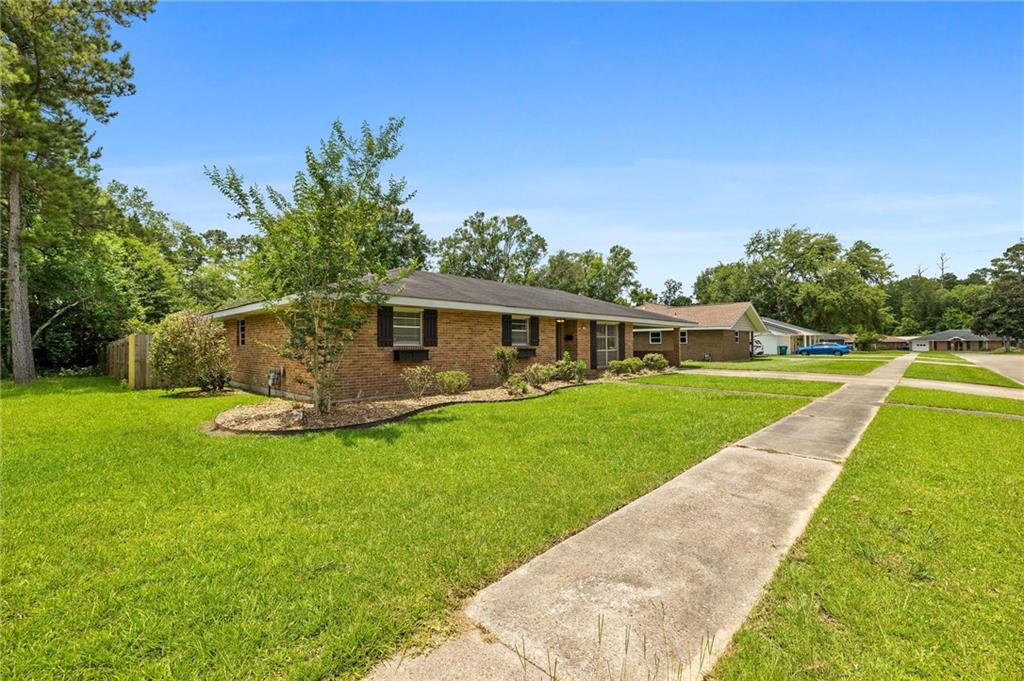 2107 CHERIE Drive