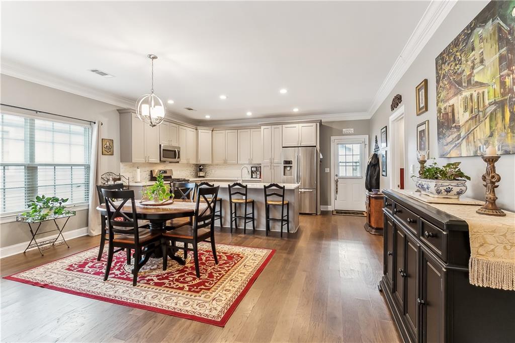 New Orleans, Louisiana 70122, United States, 3 Bedrooms Bedrooms, ,2 BathroomsBathrooms,Residential,Pending,101473