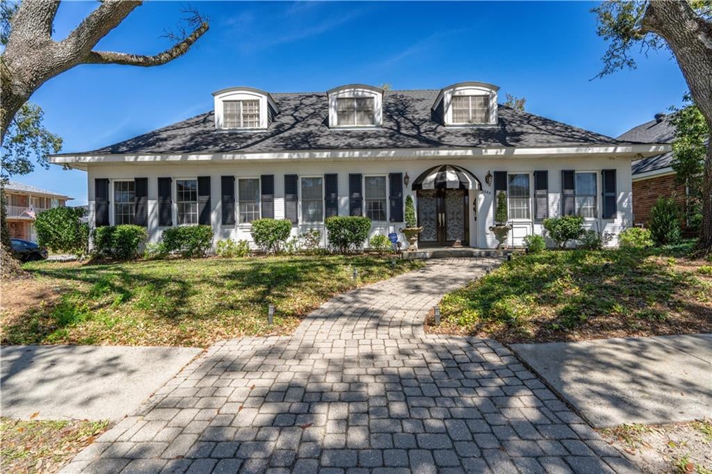 5545 JACQUELYN Court