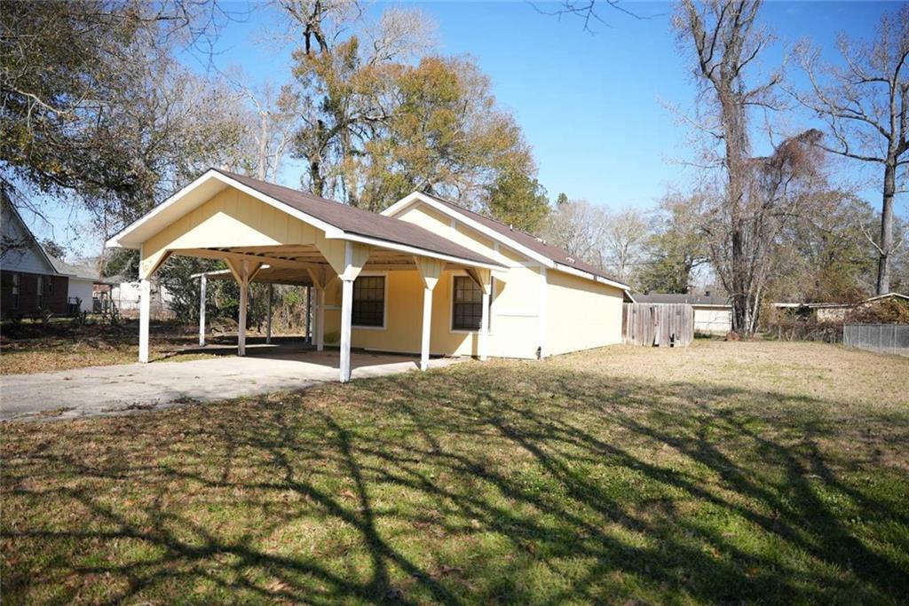 9465 GENE BUCKEL Avenue