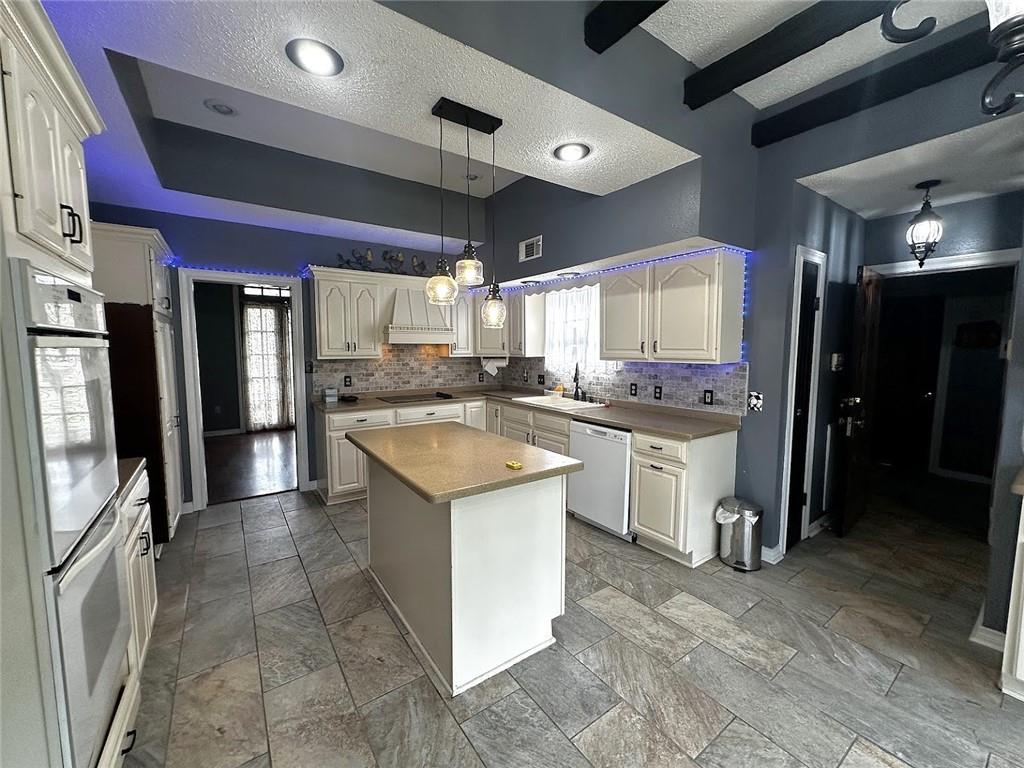 937 MORGAN BLUFF Road