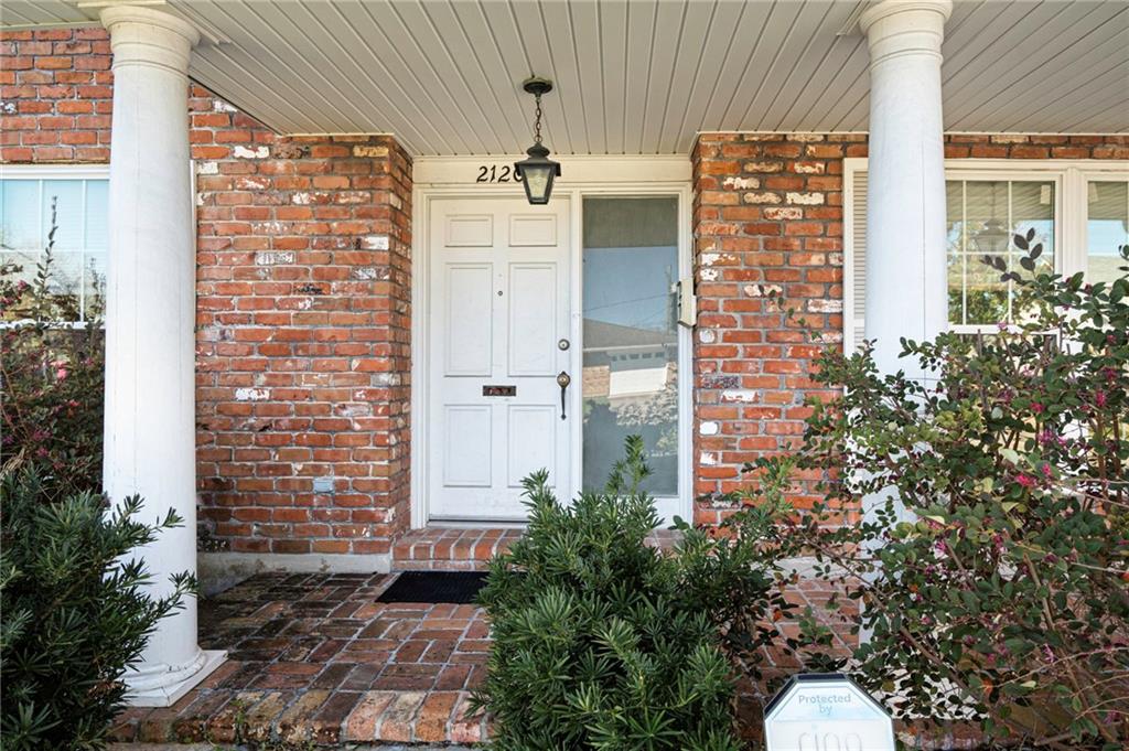 2120 BELMONT Place