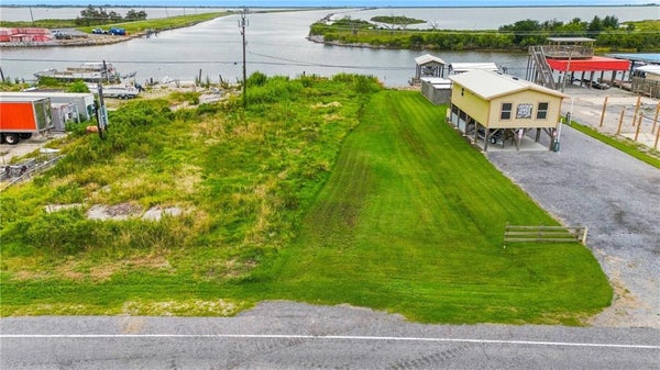 6403 HIGHWAY 56, CHAUVIN, LA 70344 - Image 326a5ba4a2d4ea7c0fe013a2bb6edecf/4102167110