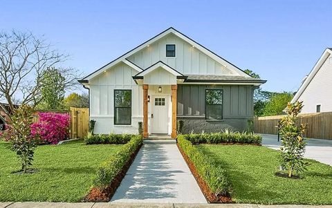 308 10 RIESS Place Chalmette LA 70043