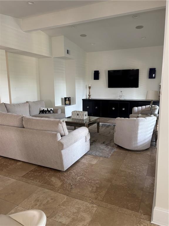 New Orleans, Louisiana 70124, United States, 3 Bedrooms Bedrooms, ,3 BathroomsBathrooms,Residential,Pending,246468