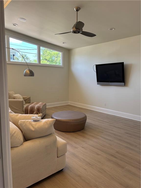 New Orleans, Louisiana 70124, United States, 3 Bedrooms Bedrooms, ,3 BathroomsBathrooms,Residential,Pending,246468