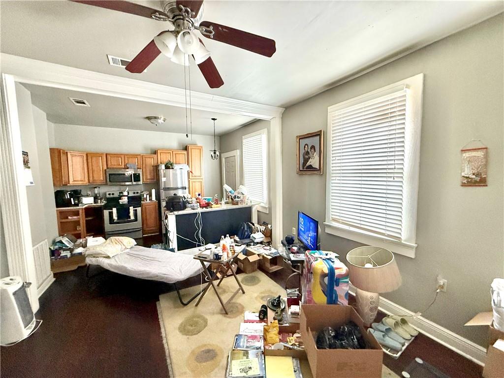 632 S SOLOMON Street