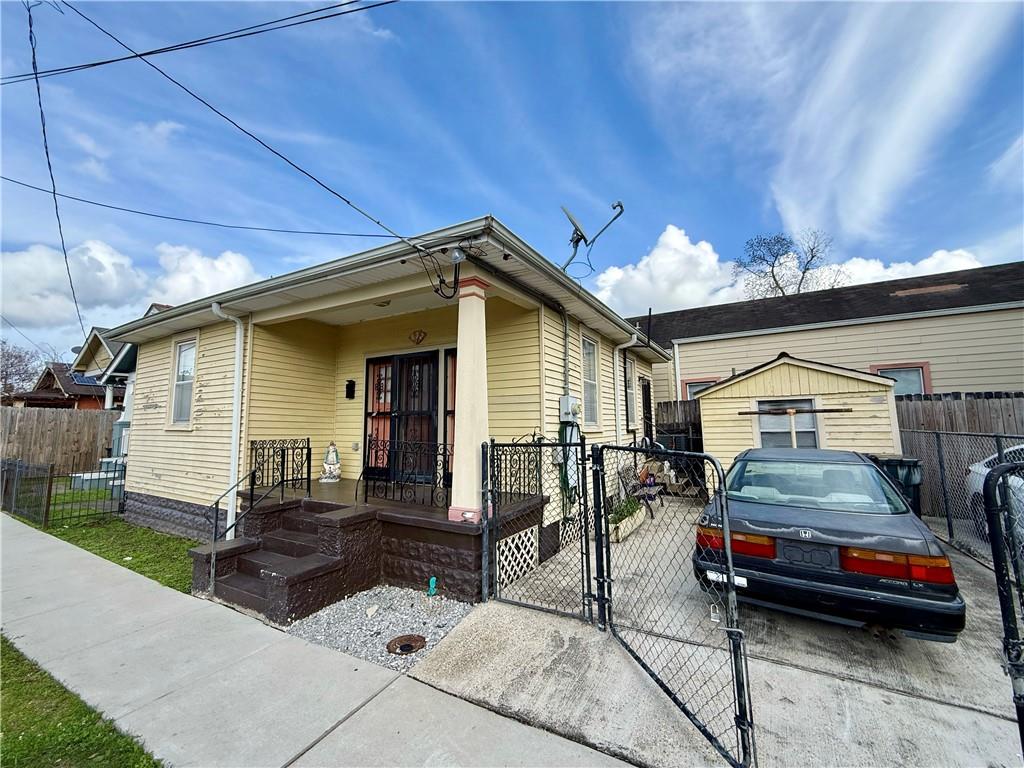 632 S SOLOMON Street