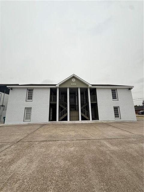 1101 VETERANS MEMORIAL Boulevard 6 Kenner LA 70062