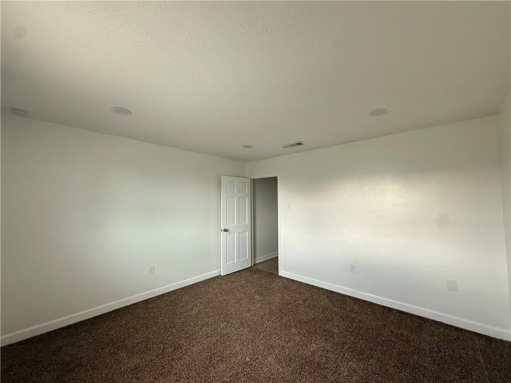 1101 VETERANS MEMORIAL Boulevard 6