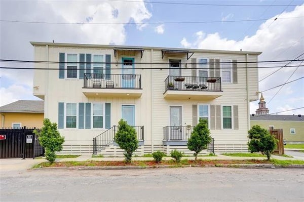 2105 ERATO ST, NEW ORLEANS, LA 70113 - Image 332105c0a6b3e6f865d4e07b813170c8/2286825696