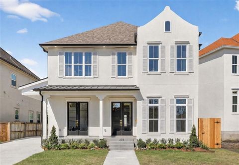 219 E MAPLE RIDGE Drive Metairie LA 70001