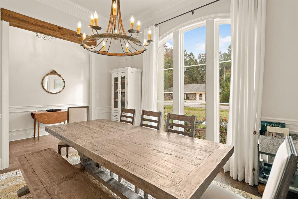 1235 LIVINGSTON Street