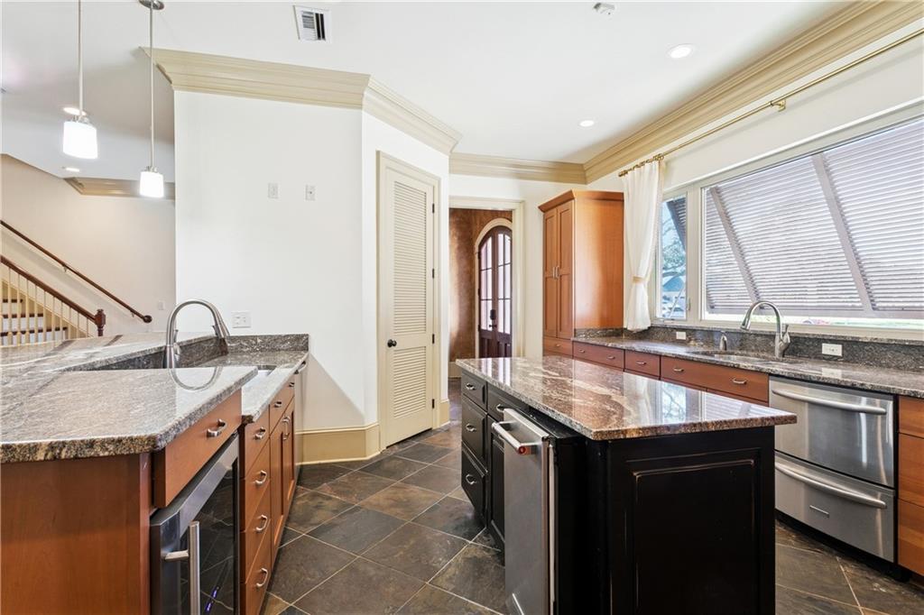 131 COLONIAL CLUB Drive