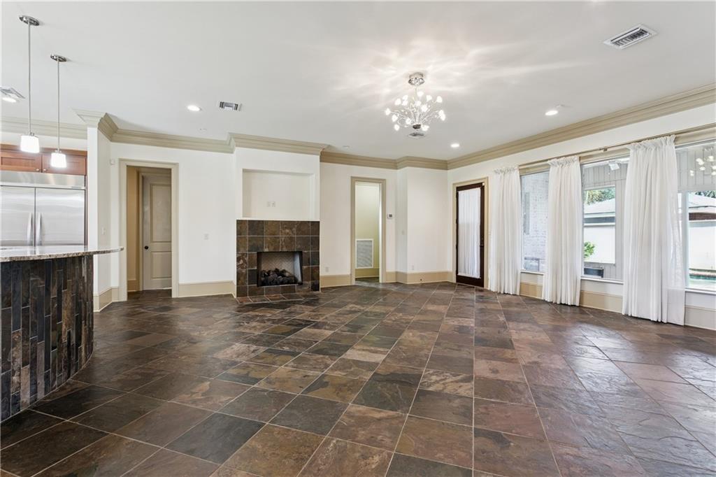 131 COLONIAL CLUB Drive