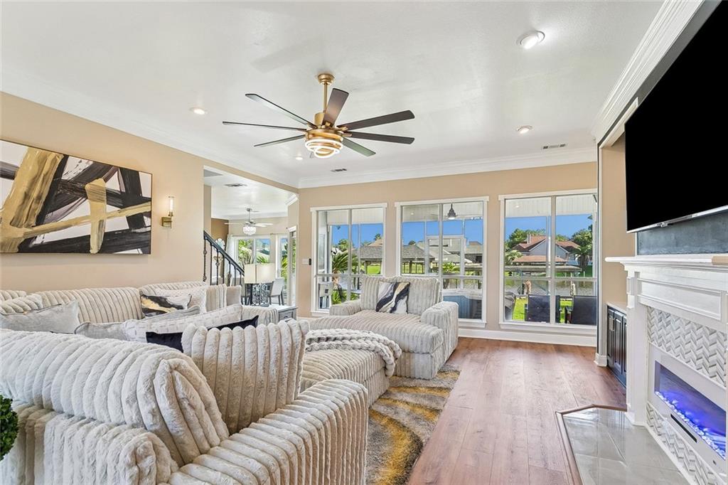 1529 CUTTYSARK Cove