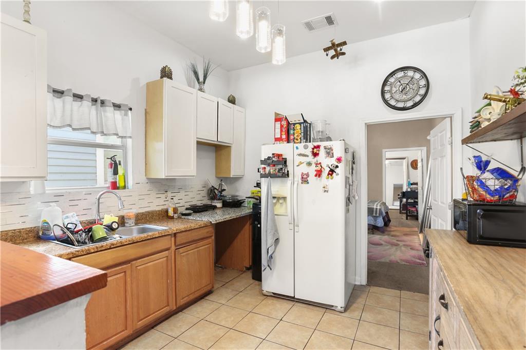 2626-28 S DERBIGNY Street