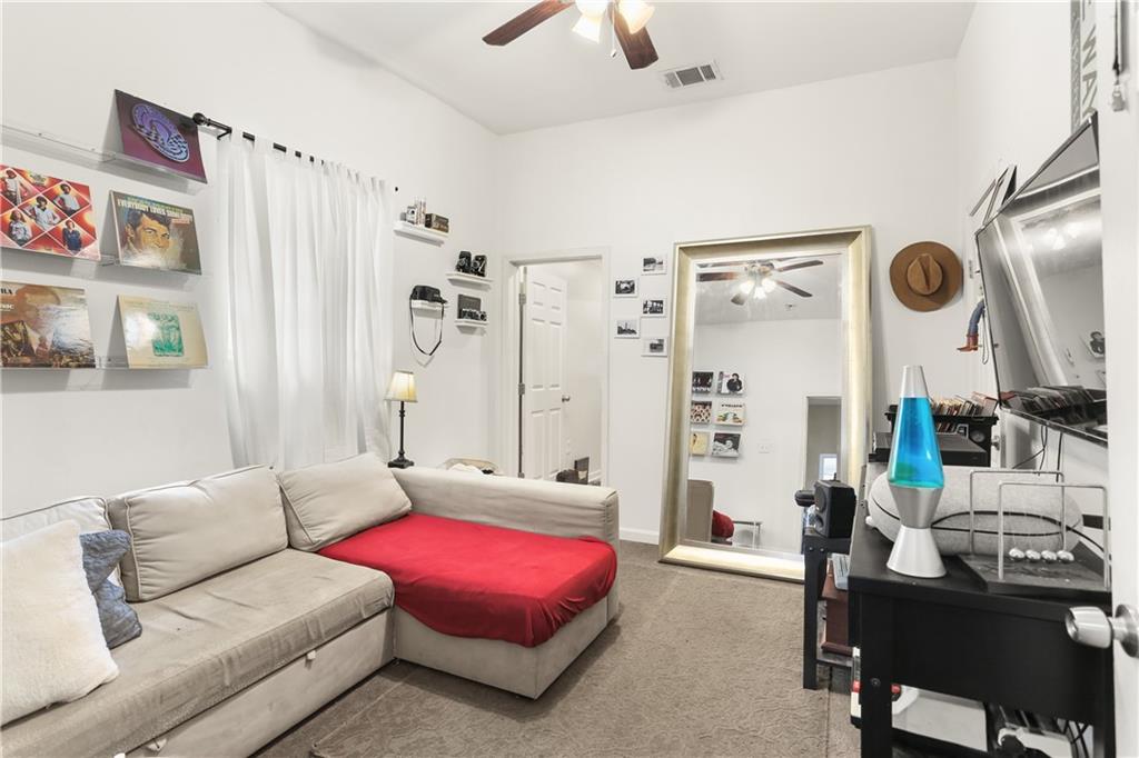 2626-28 S DERBIGNY Street