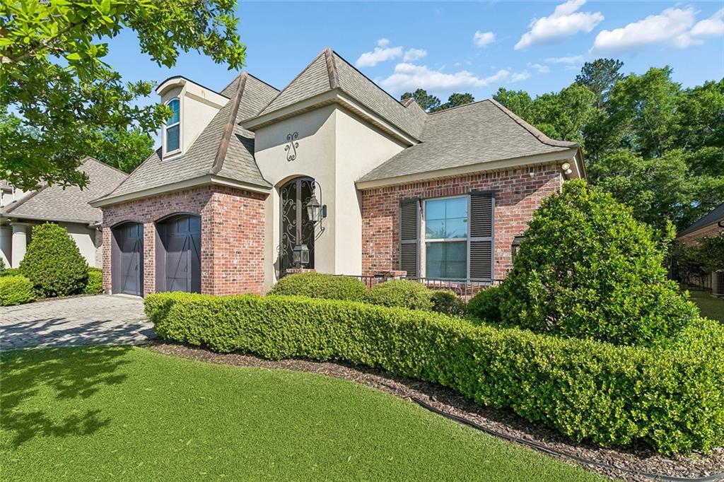 456 N CORNICHE DU LAC