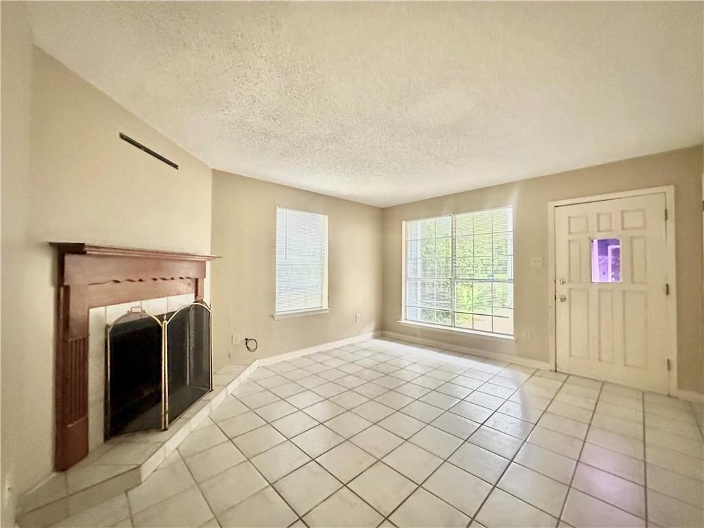 Hammond, Louisiana 70403, United States, 2 Bedrooms Bedrooms, ,2 BathroomsBathrooms,Residential,Pending,52084