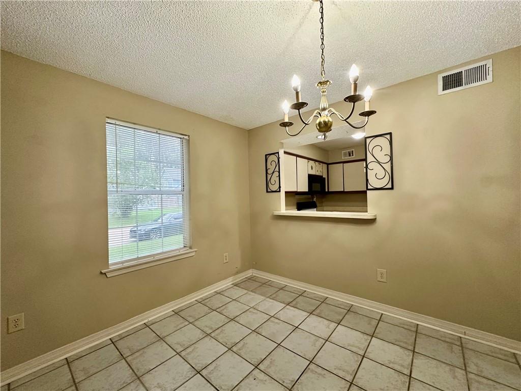 Hammond, Louisiana 70403, United States, 2 Bedrooms Bedrooms, ,2 BathroomsBathrooms,Residential,Pending,52084