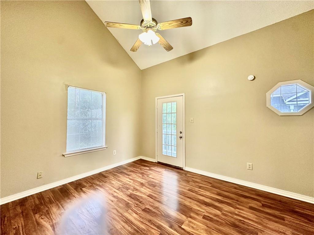 Hammond, Louisiana 70403, United States, 2 Bedrooms Bedrooms, ,2 BathroomsBathrooms,Residential,Pending,52084