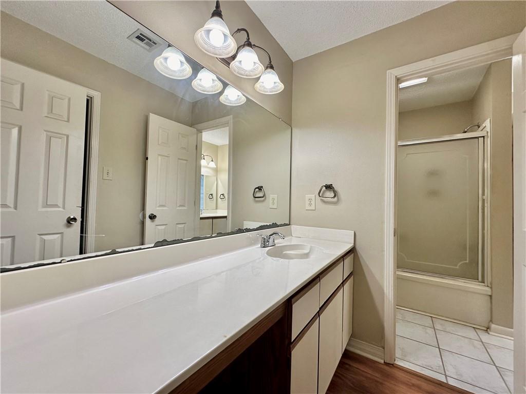 Hammond, Louisiana 70403, United States, 2 Bedrooms Bedrooms, ,2 BathroomsBathrooms,Residential,Pending,52084