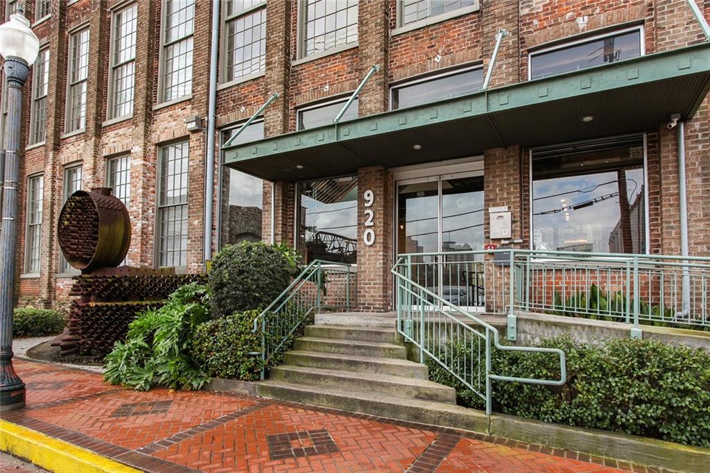 920 POEYFARRE Street 187