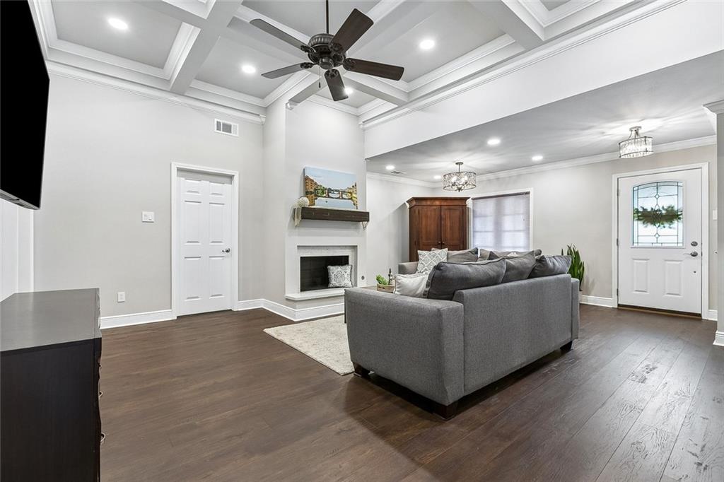 1408 PASADENA Avenue