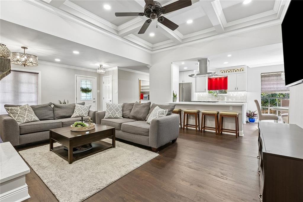 1408 PASADENA Avenue