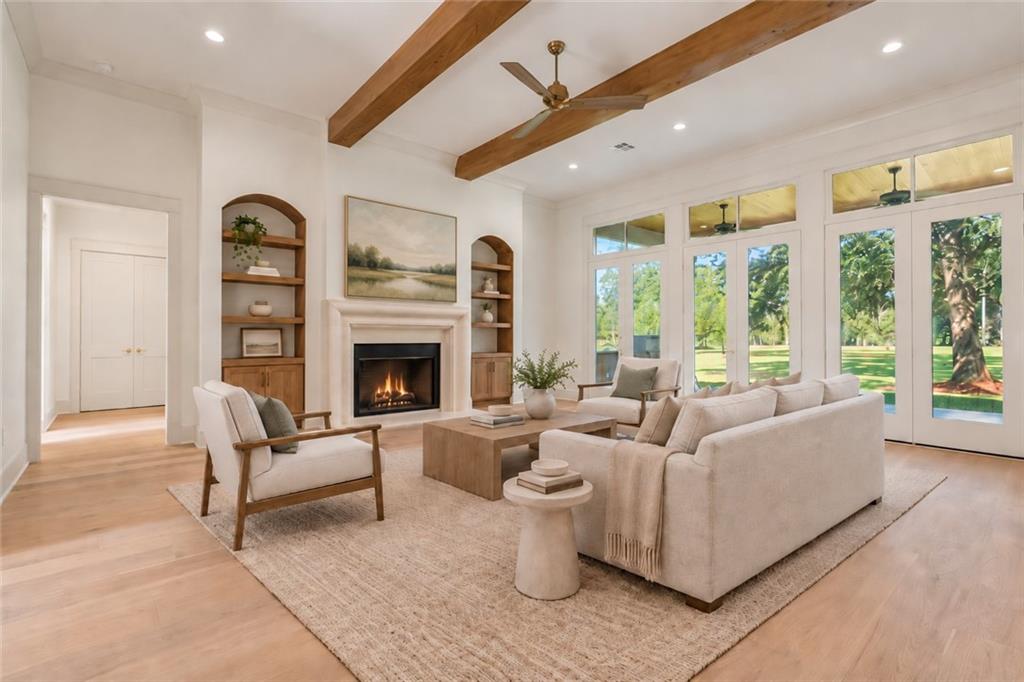 119 CHINAWOOD Drive