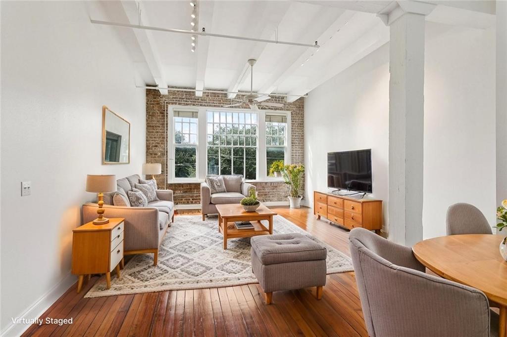 1000 ST CHARLES Avenue D