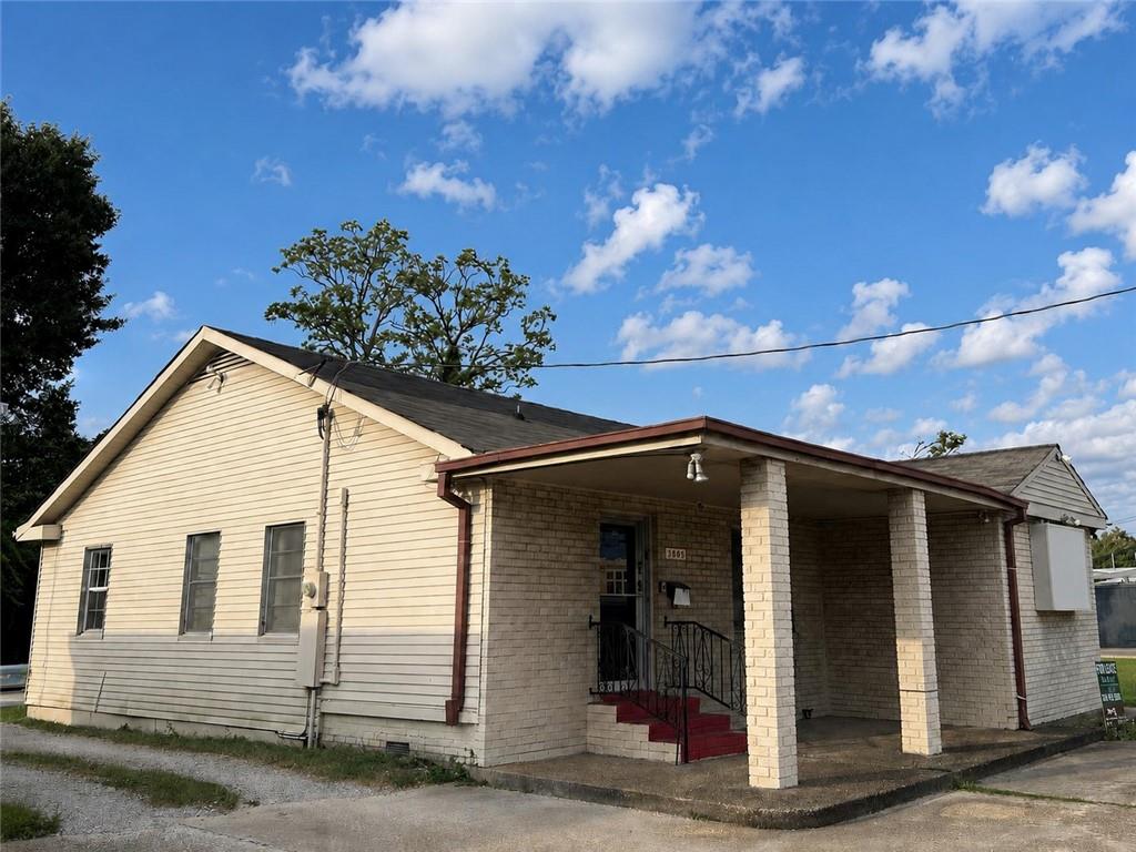 3805 JEFFERSON Highway
