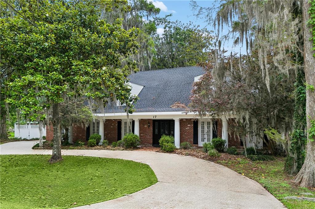 17 ZEE ANN Drive