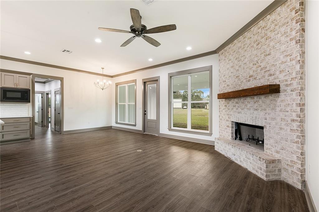 Franklinton, Louisiana 70438, United States, 4 Bedrooms Bedrooms, ,2 BathroomsBathrooms,Residential,Pending,64764