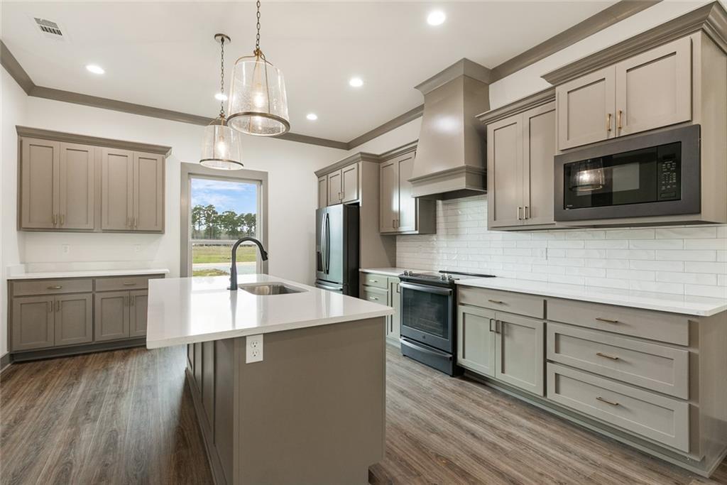 Franklinton, Louisiana 70438, United States, 4 Bedrooms Bedrooms, ,2 BathroomsBathrooms,Residential,Pending,64764