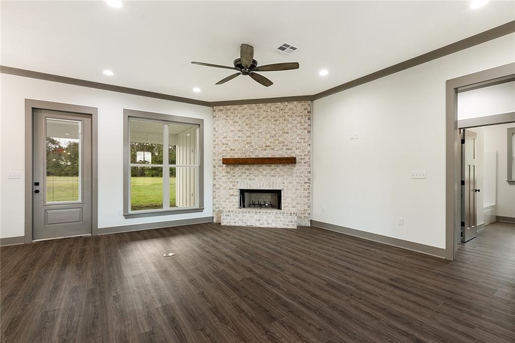 Franklinton, Louisiana 70438, United States, 4 Bedrooms Bedrooms, ,2 BathroomsBathrooms,Residential,Pending,64764