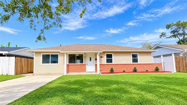 11 SARAH ST, WESTWEGO, LA 70094 - Image 3594080f9299439df0ea896c6c8b4796/324739896