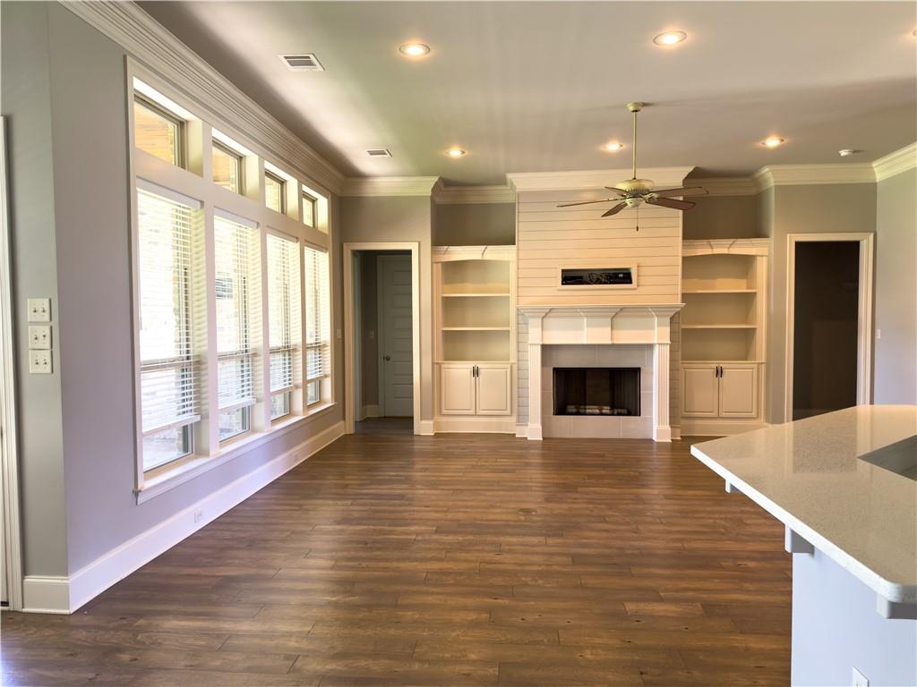 200 BELLE POINTE Drive